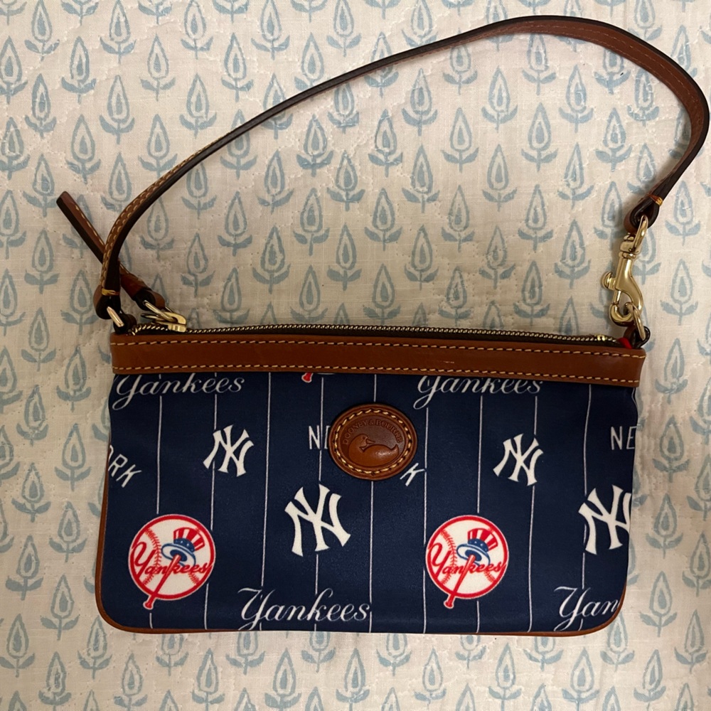 Dooney & Bourke Yankees Wristlet